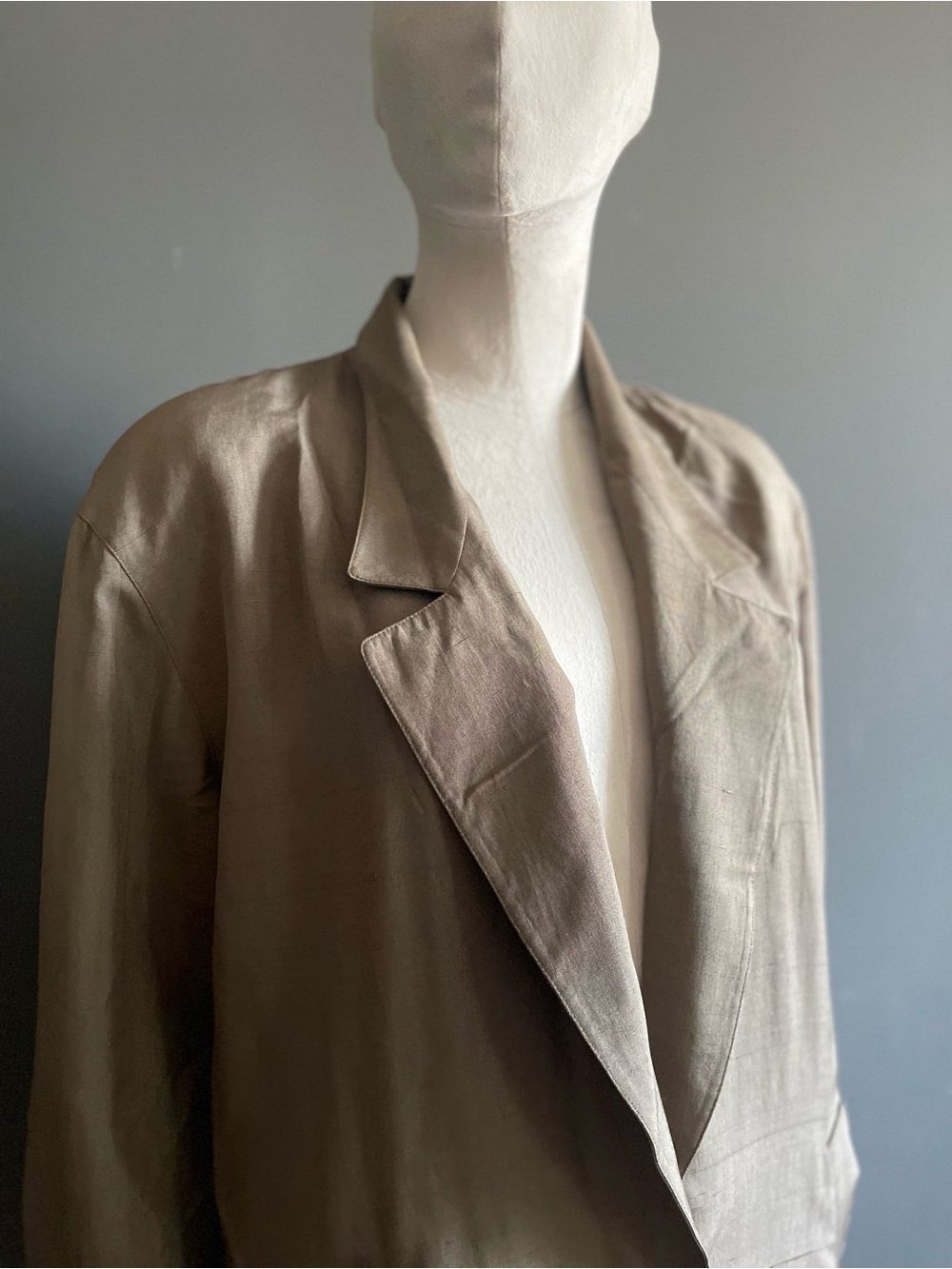 Vintage Anne Klein II 100% Silk Taupe Oversized Longline Blazer Jacket Size M